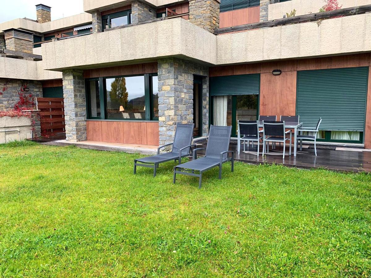 3 Bedrooms Appartement With Shared Pool Enclosed Garden And Wifi At Panticosa 2 Km Away From The Slopes Екстериор снимка